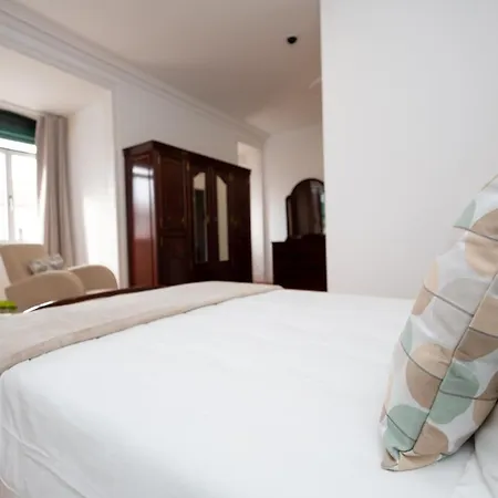 Inn-chiado Boulevard Lisbon
