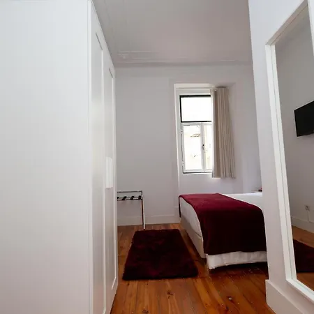 Guest house Inn-chiado Boulevard 3*