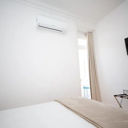 Inn-chiado Boulevard Guest house 3*